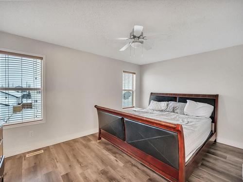 2804 31 Street, Edmonton, AB - Indoor Photo Showing Bedroom