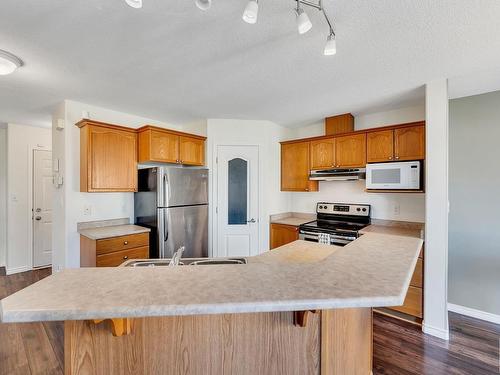 11412 169 Ave Nw, Edmonton, AB - Indoor Photo Showing Kitchen With Stainless Steel Kitchen