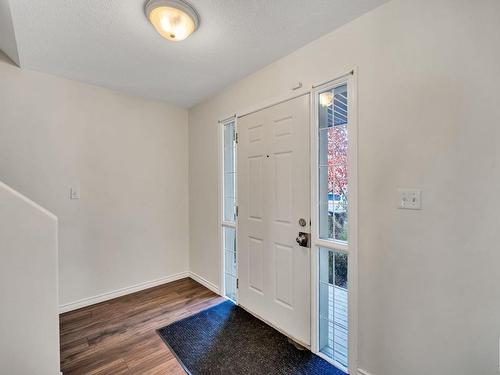 11412 169 Ave Nw, Edmonton, AB - Indoor Photo Showing Other Room