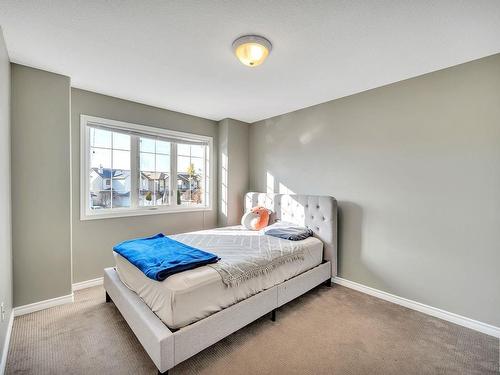 11412 169 Ave Nw, Edmonton, AB - Indoor Photo Showing Bedroom