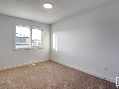 24 Tenor Link, Spruce Grove, AB - Indoor Photo Showing Other Room