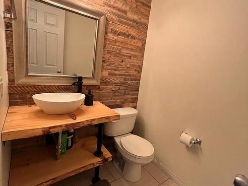 2430 Cassidy Way, Edmonton, AB - Indoor Photo Showing Bathroom