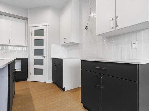 1507 11 Avenue, Edmonton, AB - Indoor Photo Showing Kitchen