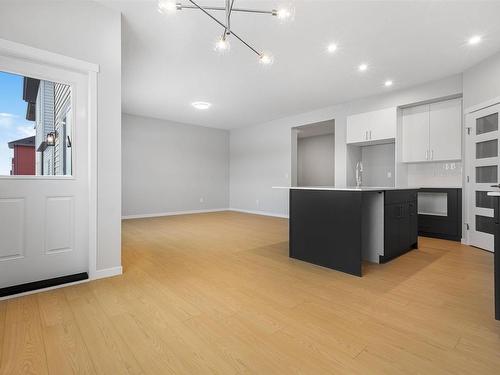 1507 11 Avenue, Edmonton, AB - Indoor Photo Showing Kitchen