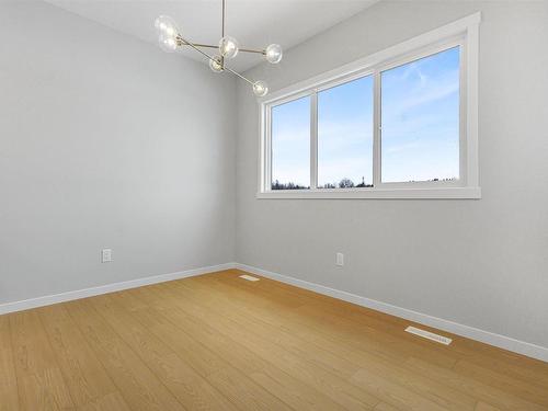 1507 11 Avenue, Edmonton, AB - Indoor Photo Showing Other Room