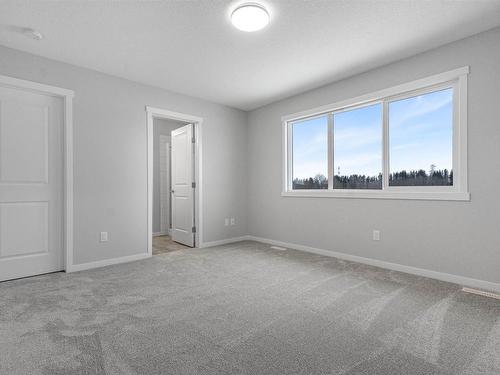 1507 11 Avenue, Edmonton, AB - Indoor Photo Showing Other Room