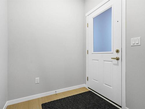 1507 11 Avenue, Edmonton, AB - Indoor Photo Showing Other Room