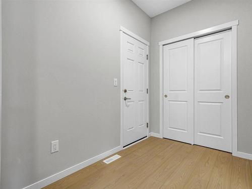 1507 11 Avenue, Edmonton, AB - Indoor Photo Showing Other Room