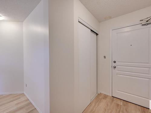 218 1180 Hyndman Road, Edmonton, AB - Indoor Photo Showing Other Room