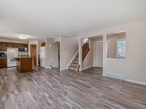 23 Christina Way, Sherwood Park, AB - Indoor Photo Showing Kitchen