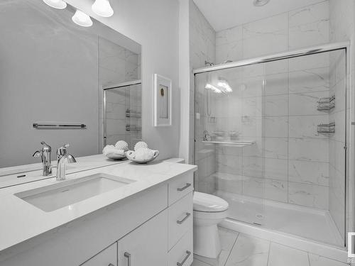 39 4517 190A Street, Edmonton, AB - Indoor Photo Showing Bathroom