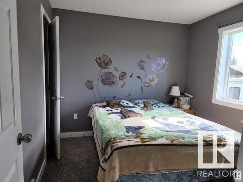 4908 50 Street, Peers, AB - Indoor Photo Showing Bedroom