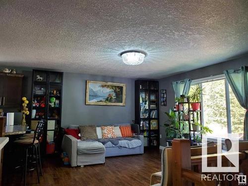 4908 50 Street, Peers, AB - Indoor Photo Showing Other Room