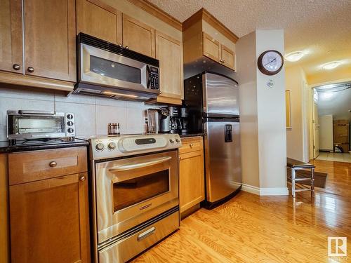 1506 9020 Jasper Avenue, Edmonton, AB - Indoor Photo Showing Kitchen