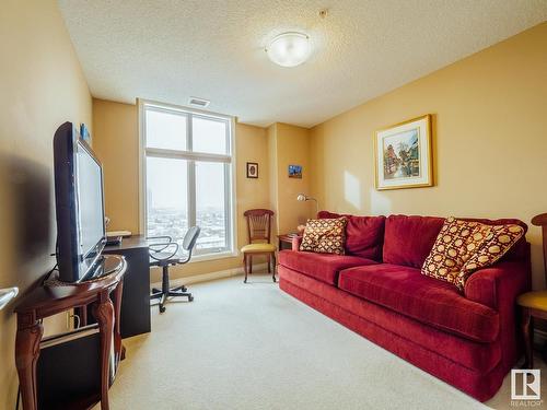 1506 9020 Jasper Avenue, Edmonton, AB - Indoor Photo Showing Living Room