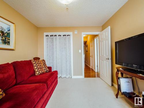 1506 9020 Jasper Avenue, Edmonton, AB - Indoor