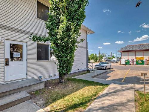 #107 620 King St, Spruce Grove, AB 