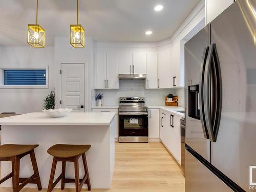 26 Tenor Link, Spruce Grove, AB - Indoor Photo Showing Kitchen With Stainless Steel Kitchen With Upgraded Kitchen