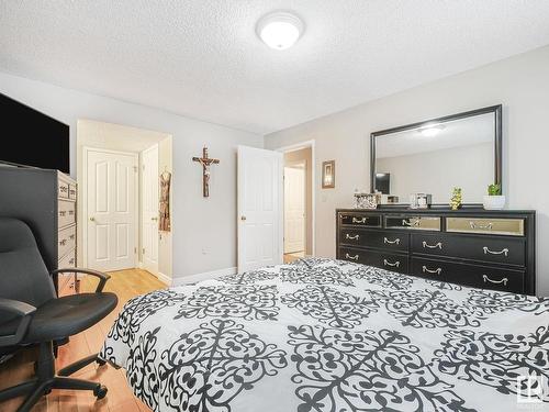 110 15499 Castle Downs Road, Edmonton, AB - Indoor Photo Showing Bedroom