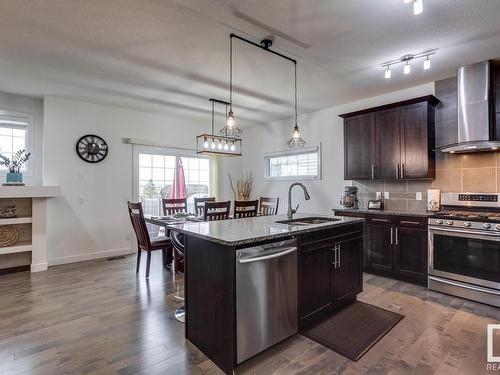 3021 Carpenter Landing, Edmonton, AB - Indoor Photo Showing Kitchen With Upgraded Kitchen