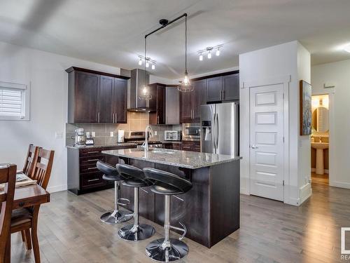 3021 Carpenter Landing, Edmonton, AB - Indoor Photo Showing Kitchen With Upgraded Kitchen