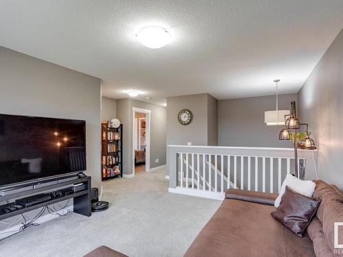 3021 Carpenter Landing, Edmonton, AB - Indoor