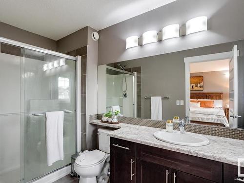 3021 Carpenter Landing, Edmonton, AB - Indoor Photo Showing Bathroom