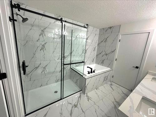 1916 155 Avenue, Edmonton, AB - Indoor Photo Showing Bathroom