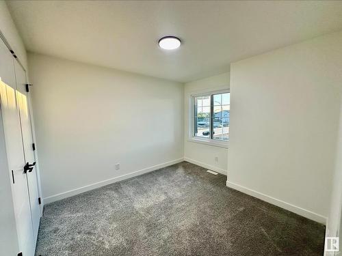 1916 155 Avenue, Edmonton, AB - Indoor Photo Showing Other Room