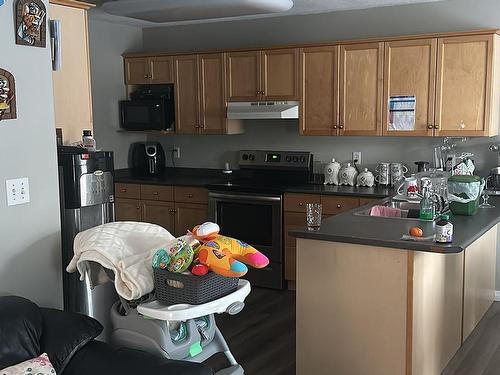 13540 149 Avenue, Edmonton, AB - Indoor Photo Showing Kitchen