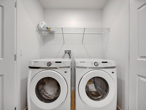 2239 190St Nw, Edmonton, AB - Indoor Photo Showing Laundry Room