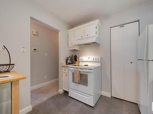 78 2703 79 Street, Edmonton, AB - Indoor Photo Showing Kitchen