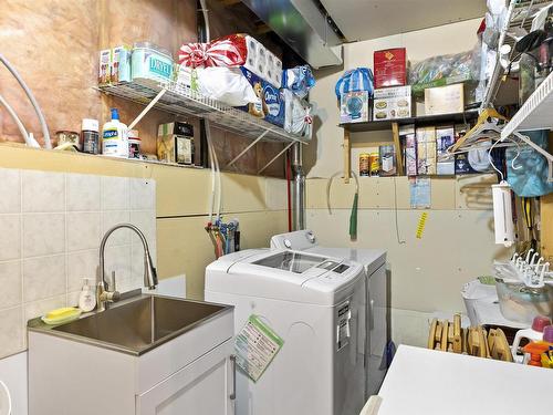 14012 152 Avenue Nw, Edmonton, AB - Indoor Photo Showing Laundry Room