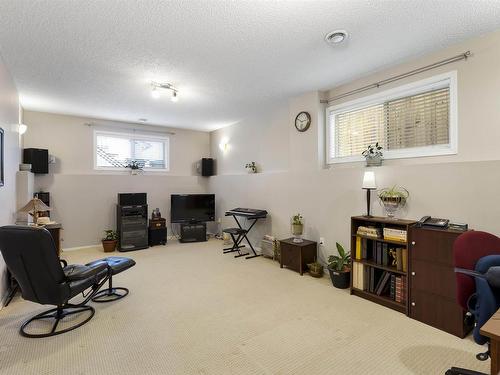 14012 152 Avenue Nw, Edmonton, AB - Indoor