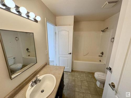 5101 55 Avenue, St. Paul Town, AB - Indoor Photo Showing Bathroom