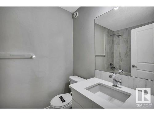 3159 Winspear Crescent, Edmonton, AB - Indoor Photo Showing Bathroom