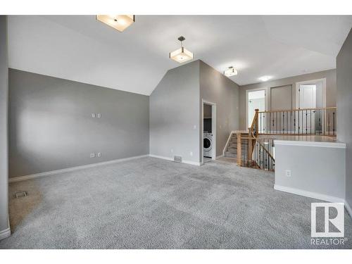 3159 Winspear Crescent, Edmonton, AB - Indoor Photo Showing Other Room