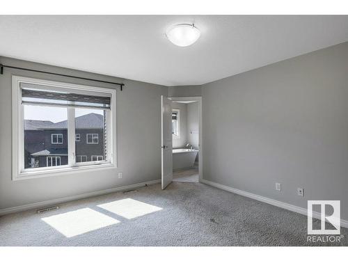 3159 Winspear Crescent, Edmonton, AB - Indoor Photo Showing Other Room