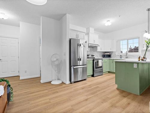 215 263 Macewan Road, Edmonton, AB - Indoor Photo Showing Kitchen With Upgraded Kitchen