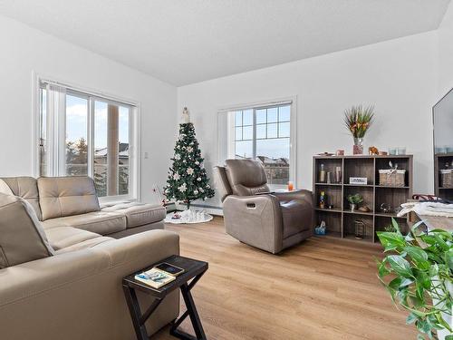 215 263 Macewan Road, Edmonton, AB - Indoor Photo Showing Living Room