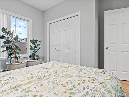 215 263 Macewan Road, Edmonton, AB - Indoor Photo Showing Bedroom