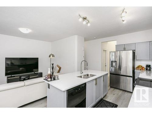 41 18230 104A Street, Edmonton, AB - Indoor Photo Showing Kitchen With Double Sink