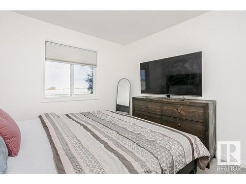 41 18230 104A Street, Edmonton, AB - Indoor Photo Showing Bedroom