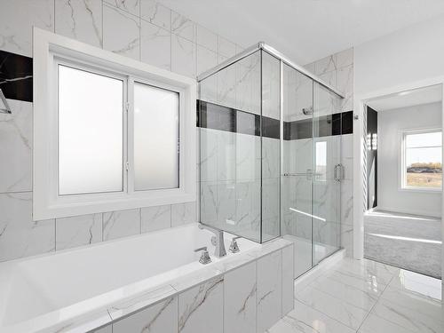 1415 11 Avenue, Edmonton, AB - Indoor Photo Showing Bathroom