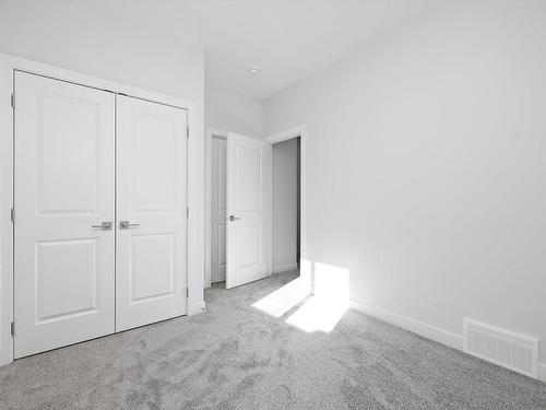 1415 11 Avenue, Edmonton, AB - Indoor Photo Showing Other Room