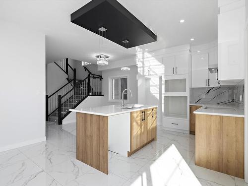 1415 11 Avenue, Edmonton, AB - Indoor Photo Showing Kitchen