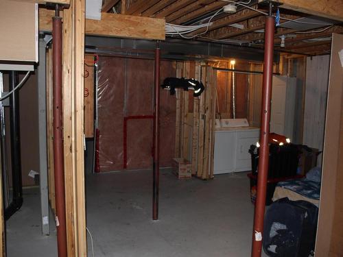 30 3 Grove Meadow Drive, Spruce Grove, AB - Indoor Photo Showing Basement