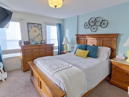 2341 Aspen Trail, Sherwood Park, AB - Indoor Photo Showing Bedroom