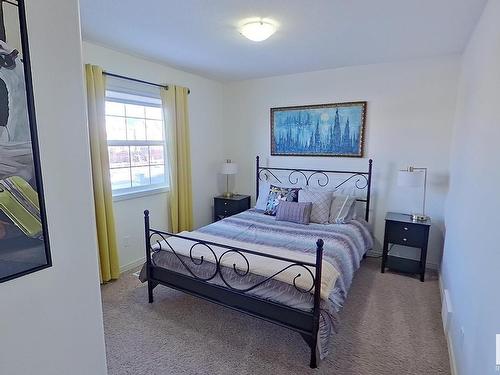 2341 Aspen Trail, Sherwood Park, AB - Indoor Photo Showing Bedroom