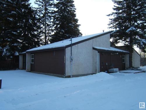 4901 47 Avenue, Myrnam, AB - Outdoor With Exterior